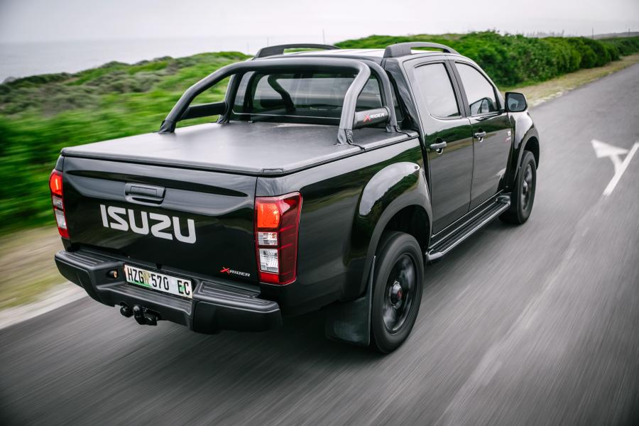  Isuzu KB Double Cab X-Rider Black 2018 года  (фото 10 из 34)
